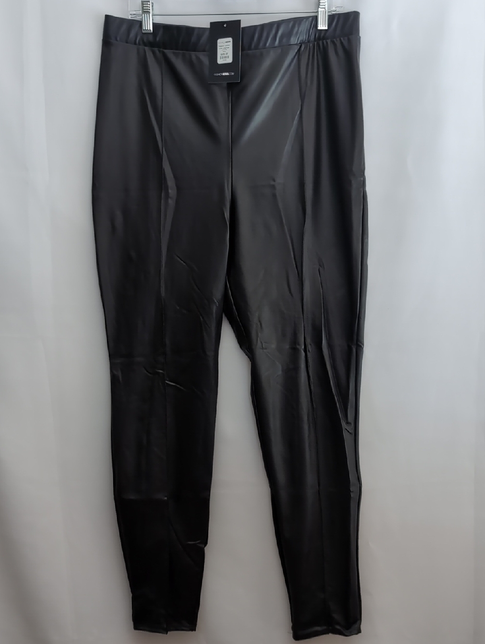 Fashion Nova Teyana Leather Like Leggings